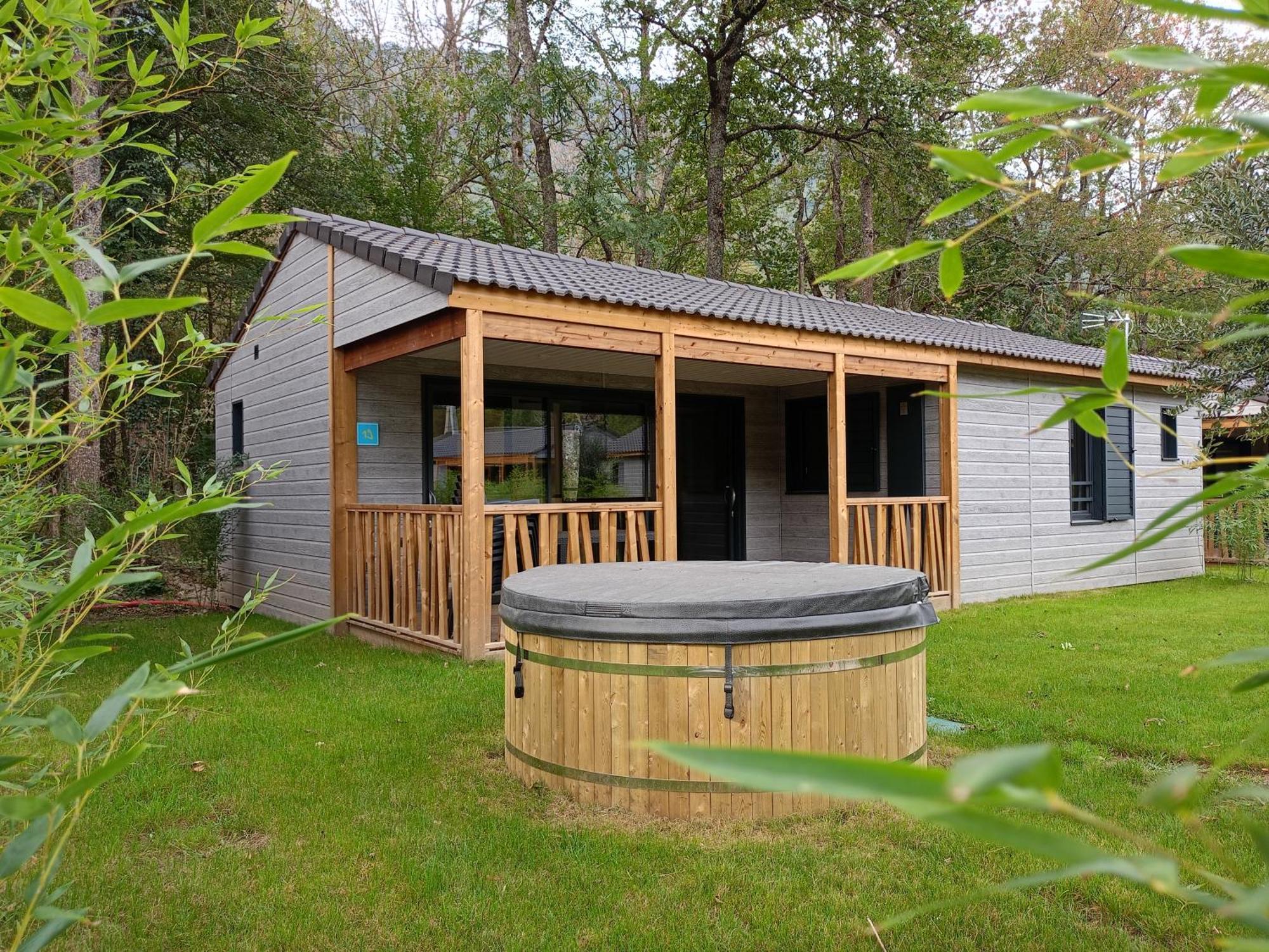 Camping Paradis La Marmotte Ax-les-Thermes Exterior photo