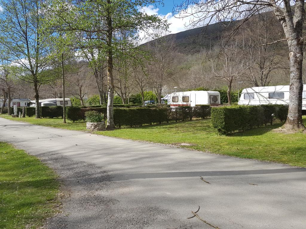 Camping Paradis La Marmotte Ax-les-Thermes Exterior photo